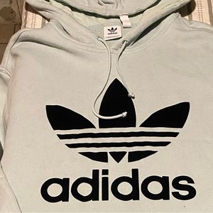 I’m selling this Adidas hoddie for $20